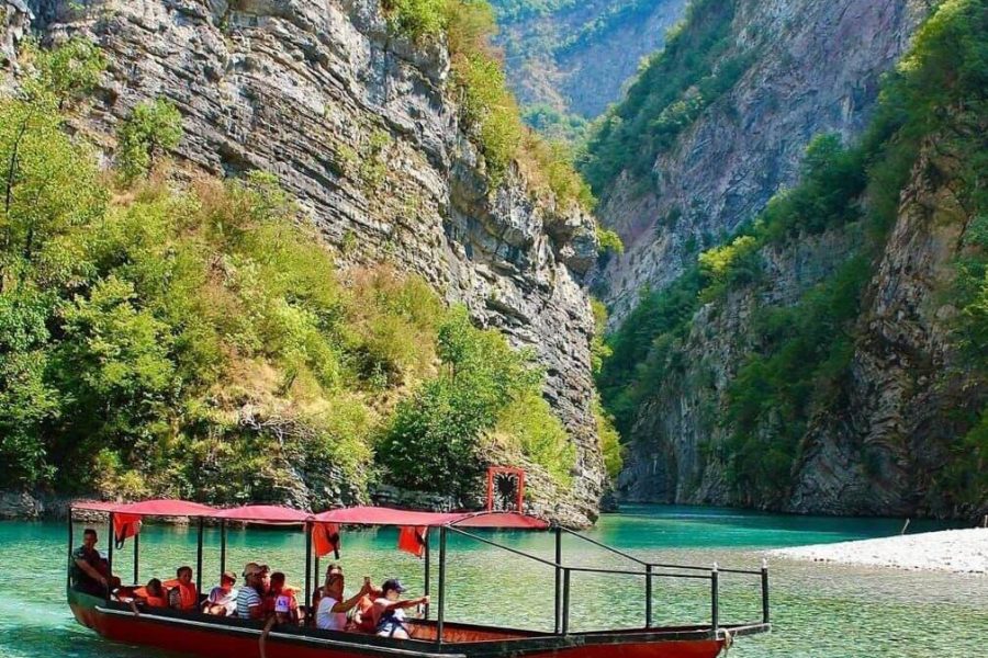 Tour from Komani Lake to Shala River